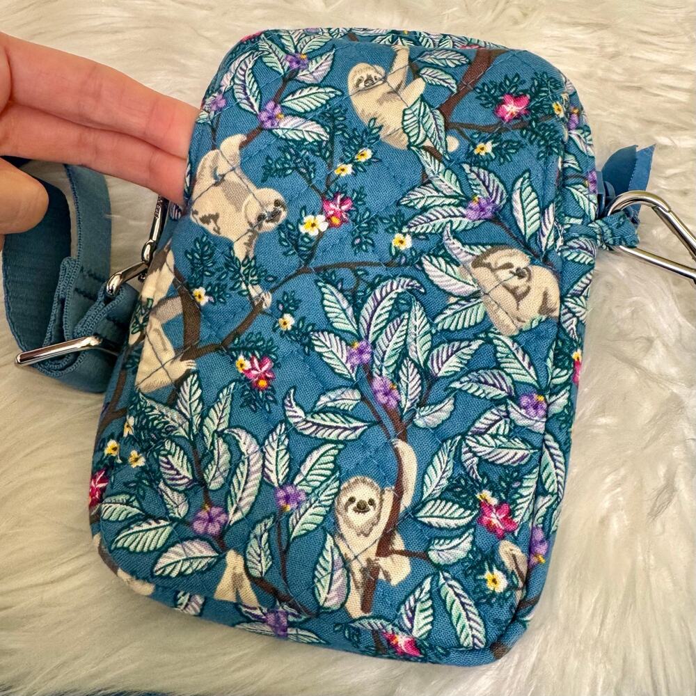 Vera Bradley RFID Mini Hipster Crossbody Bag Hanging Around Sloth Travel - Picture 10 of 14